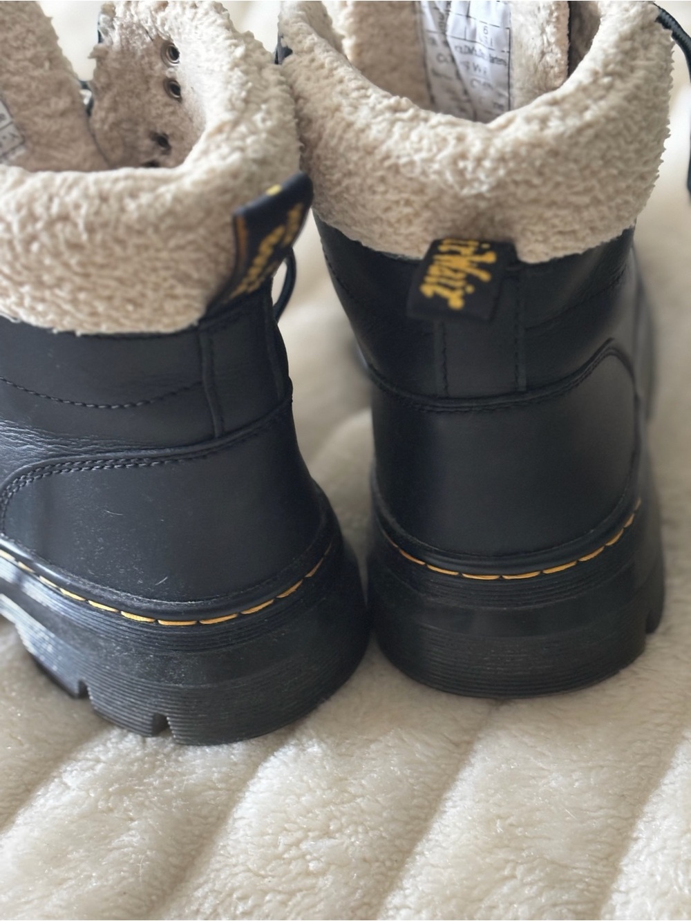 Dr. Martens Black Leather Lace-Up Combat Boots with Cream Sherpa - Picture 3 of 4